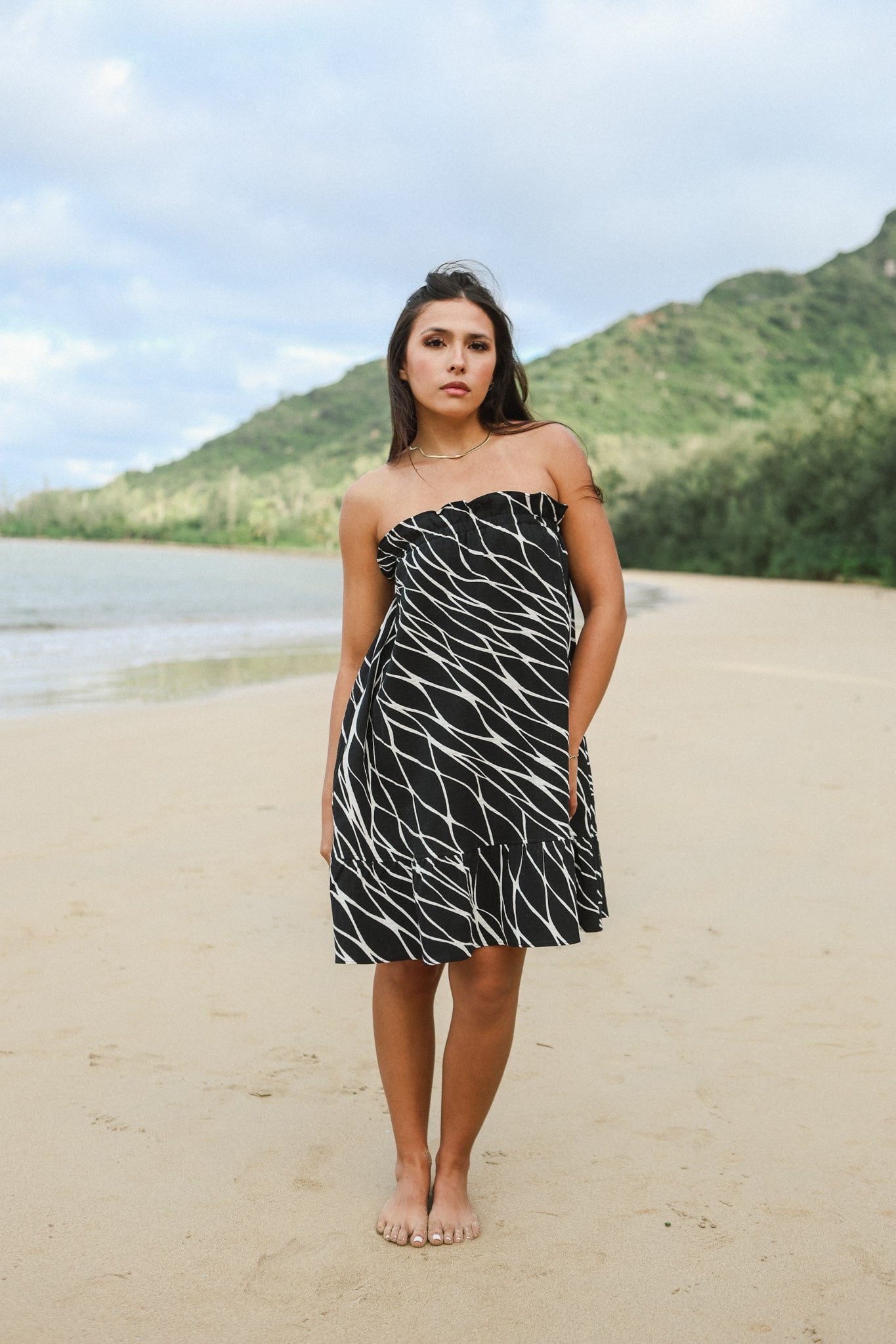 Pomaika'i Short Dress | Upena Black – LexBreezy Hawaii