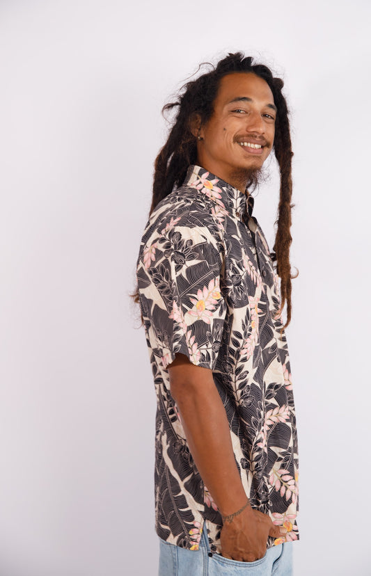 Men's Aloha Shirt Full Button Down| Shell Banana Apricot