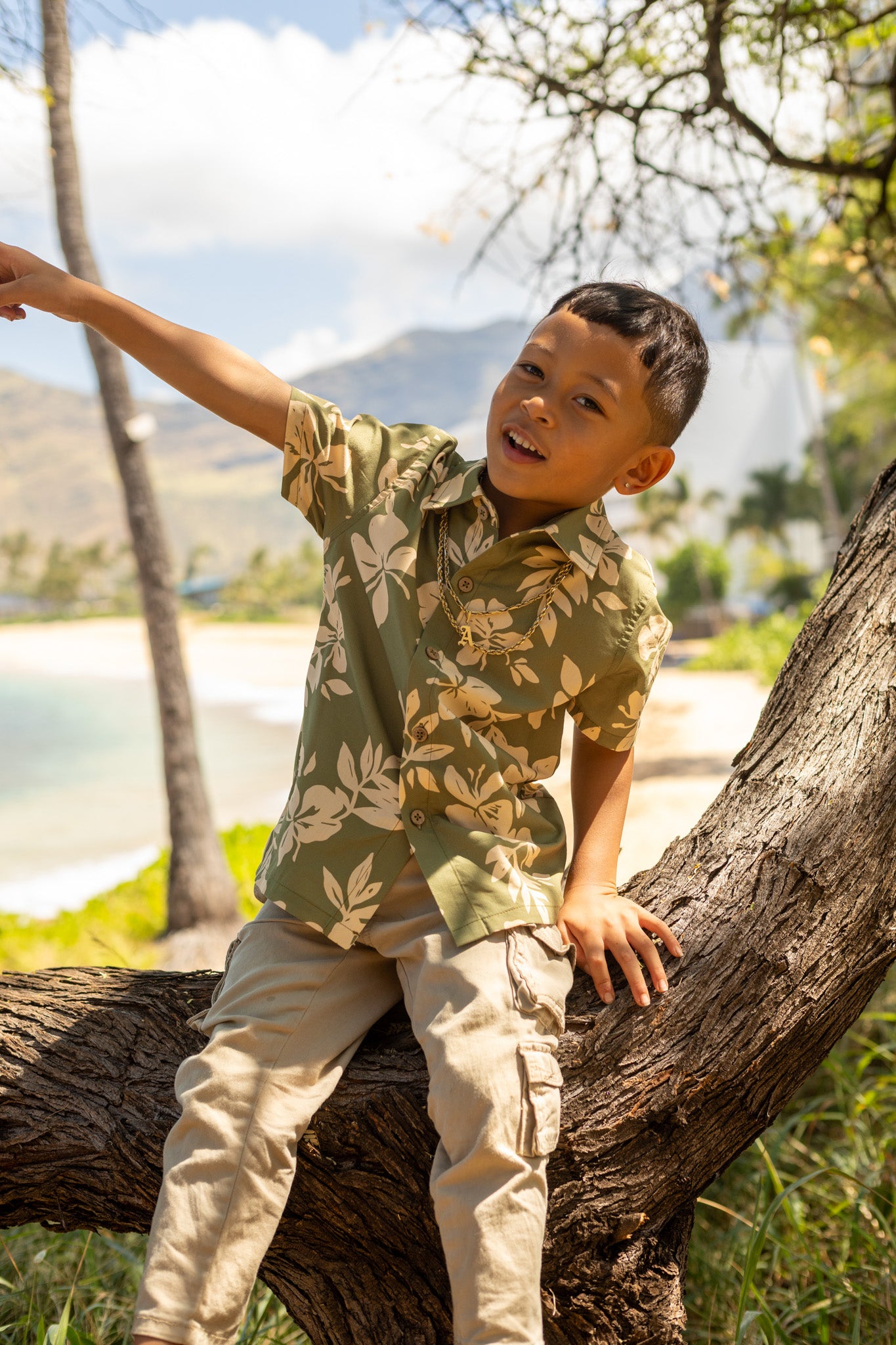 Keiki Boys Aloha Shirt | Pua Okika Sage – LexBreezy Hawaii