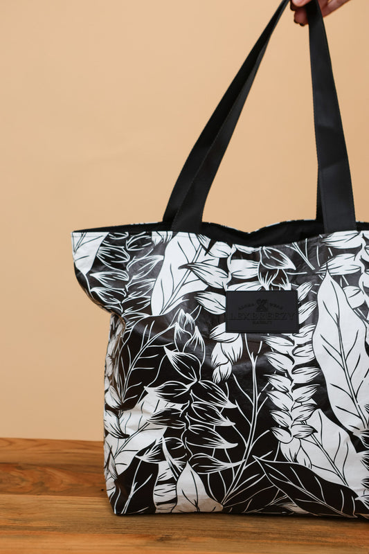 Tita Tote | Heliconia Breeze Black/White