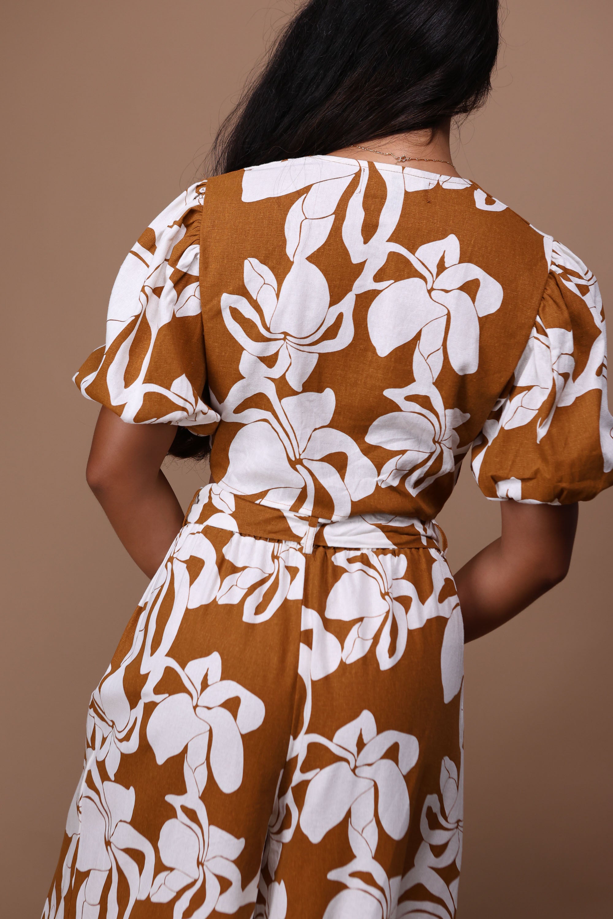 Breezy Resort Set | Puakenikeni Brown – LexBreezy Hawaii