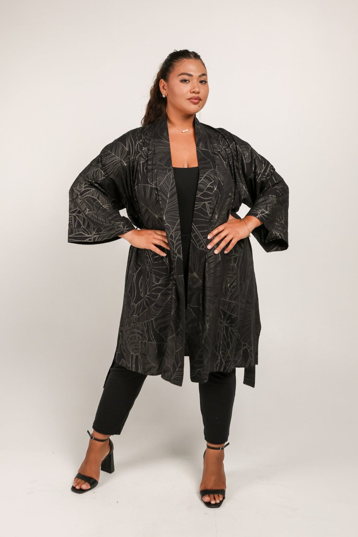 Kimono Midi Cover Up | Kalo Black/Metallic Silver – LexBreezy Hawaii